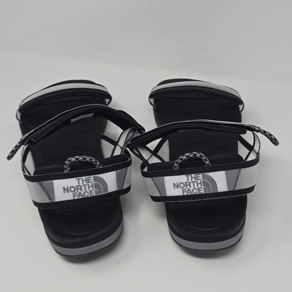 The North Face Skeena Sport Men's Black/Grey Sandals Size 11